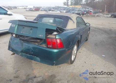 2000 Ford Mustang из США, поврежденный, VIN 1FAFP4447YF206795